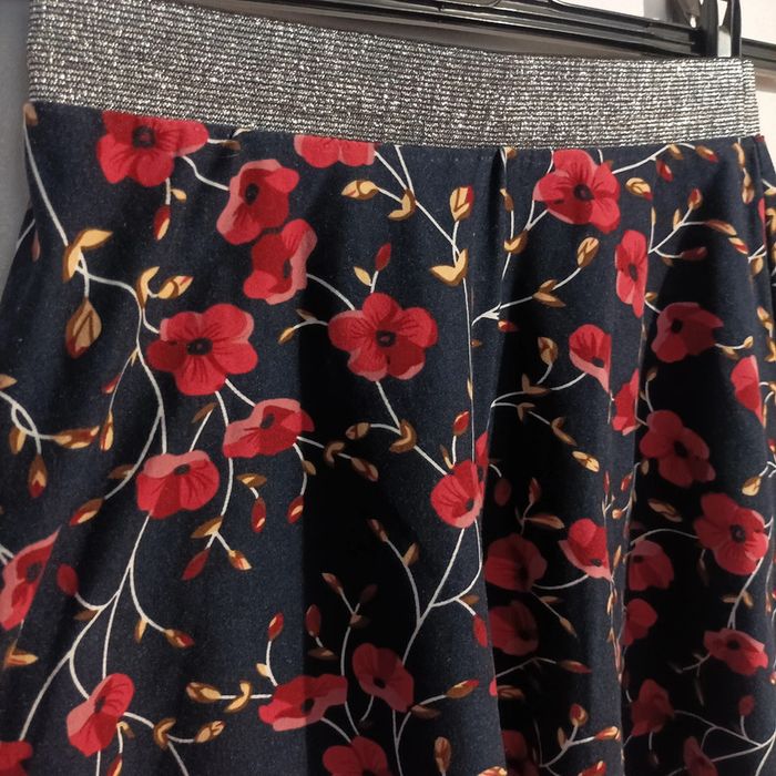 Jupe taille 10 ans - photo numéro 2