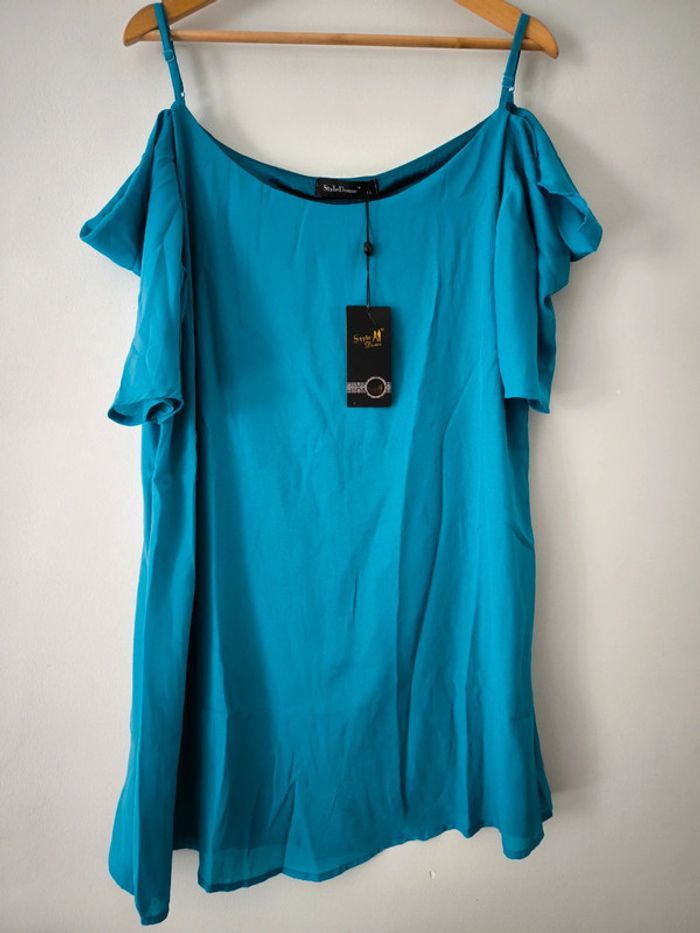 Robe taille XL neuve style dome