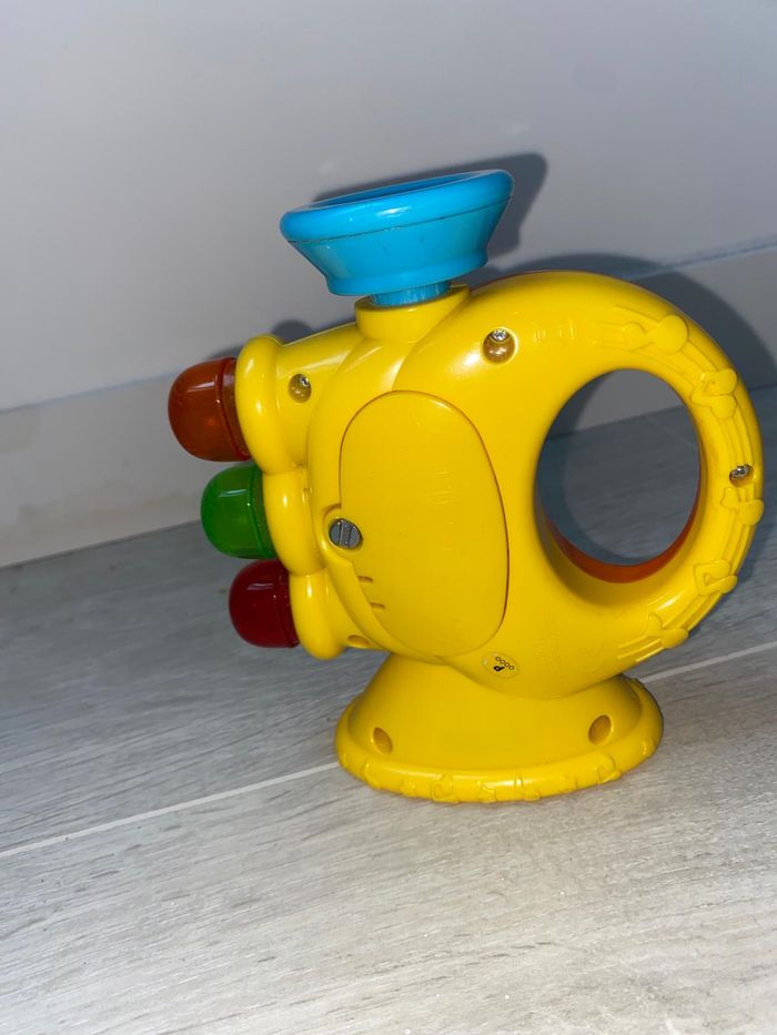 Jouet sonore P'tite trompette VTECH - photo numéro 3