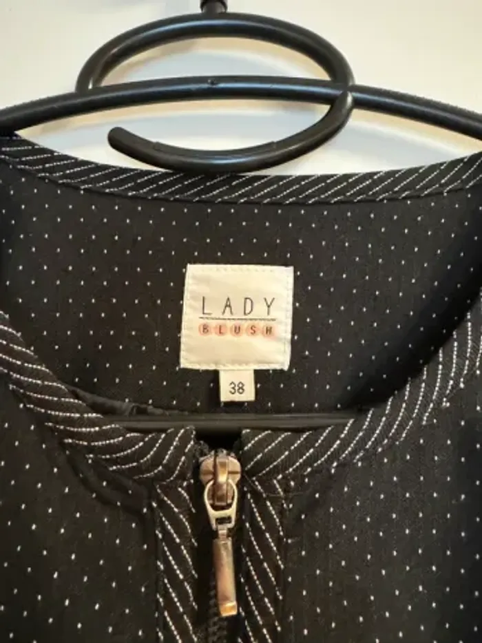 Veste noire à pois - photo numéro 4