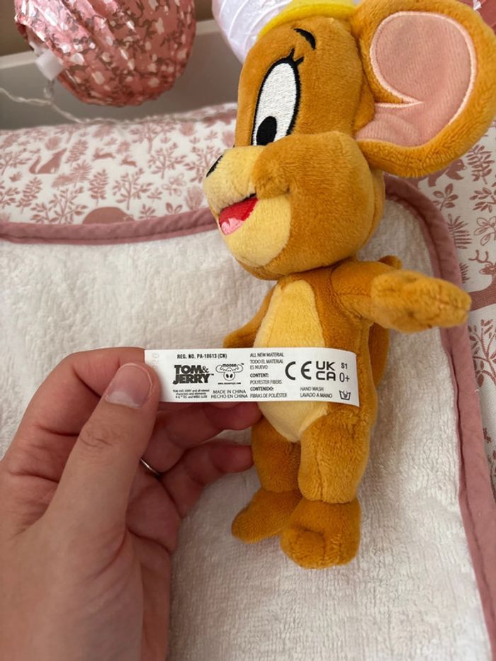 Peluche Jerry (Tom & Jerry) - photo numéro 4