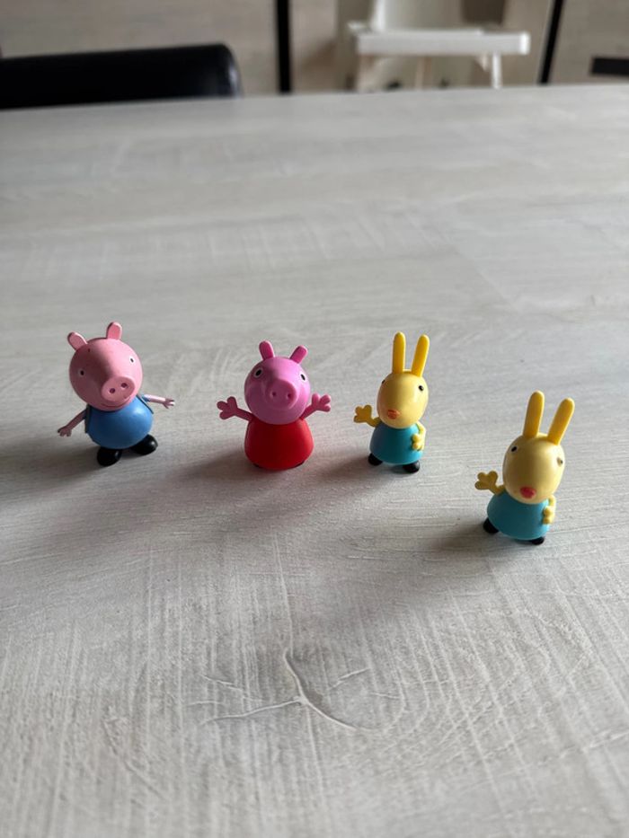 Figurine peppa pig - photo numéro 3