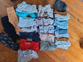 Gros Lots  9 mois et 12 mois garçon