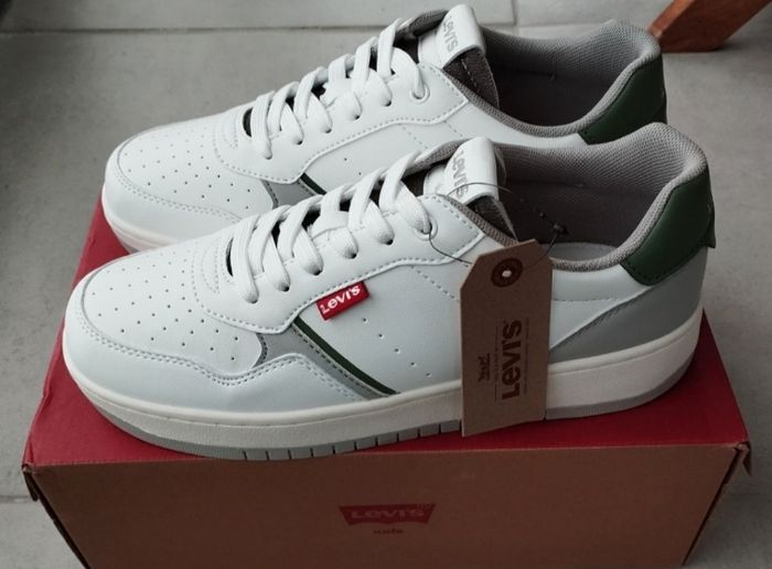 Baskets Levi's neuves pour homme, jamais portées, pointure 38 - photo numéro 5