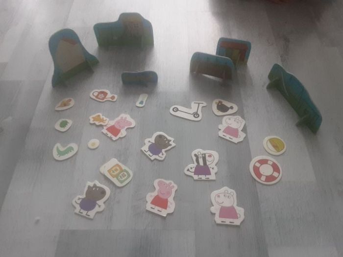 Figurines carton peppa pig