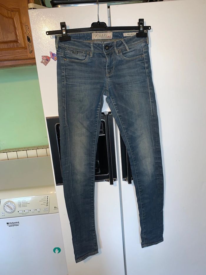 Jean’s slim guess femme