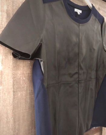 Top t-shirt simili cuir noir et bleu marine 44