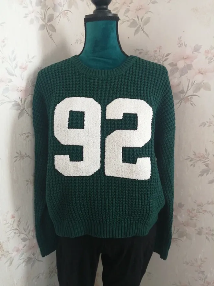 Pull en maille vert foncé avec 92 brodé / fb sister / (L) - photo numéro 3