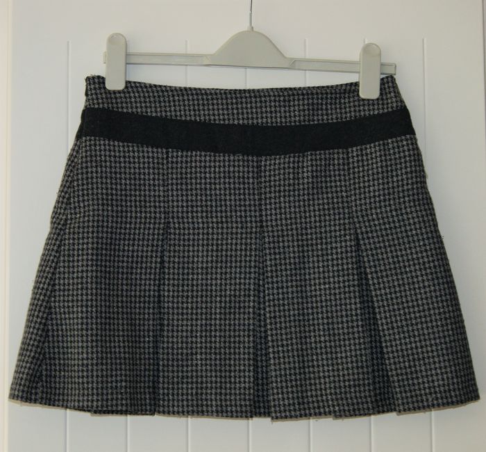 Jupe femme taille 38– Laine – Plissée – Noir & gris – Très bon état - photo numéro 3