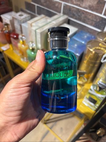 Parfum dubai above the clouds