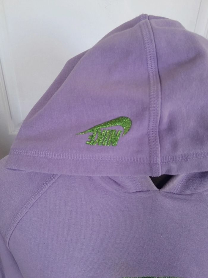 Très beau sweat Nike brodé pièce rare taille xs ou s ou m - photo numéro 3