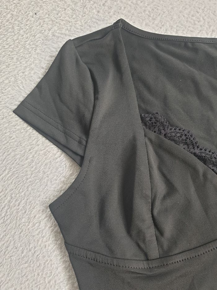 T-shirt femme S neuf - photo numéro 4