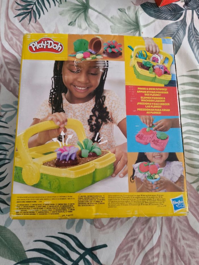 Pâte à modeler mon jardin de fleurs ( neuf)