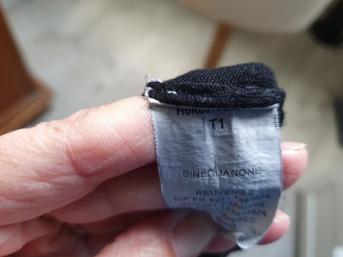 Pull-overs col V. - photo numéro 4