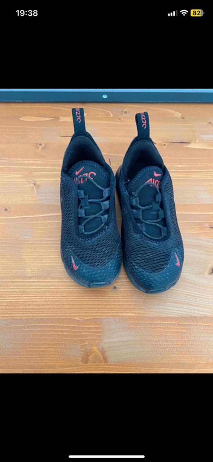 Basket Nike Air Max 270 Pointure 26