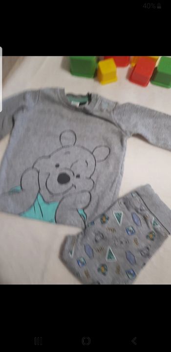 Ensemble bébé taille 12 mois