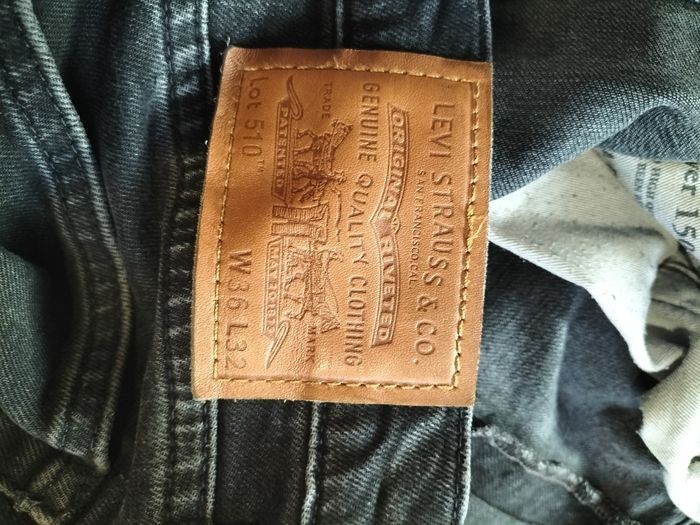 Jean Levi's homme - photo numéro 2