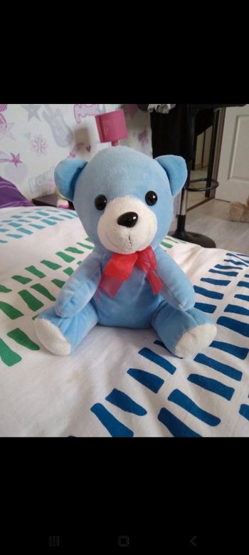 Peluche ourson bleu