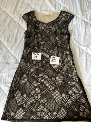 Robe manches courtes