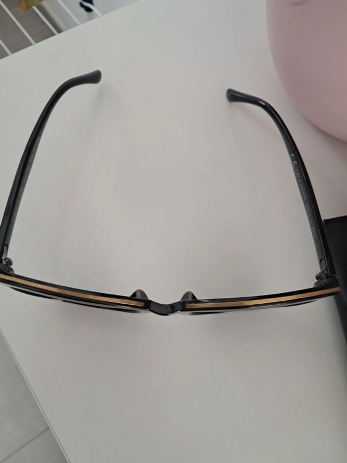 Lunettes de soleil - photo numéro 5