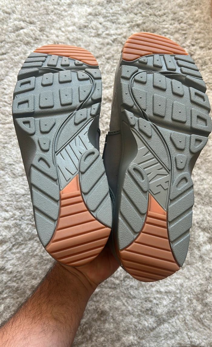 Nike Air Trainer Huarache x Corteiz – Gully Grey – Taille 46 - photo numéro 6