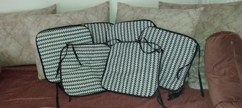 Lot/ ensemble de 6 galettes/ coussins d'assises de chaises en très bon état
