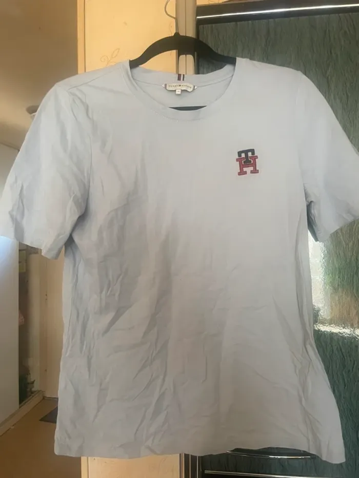TEE shirt tommy bleu clair