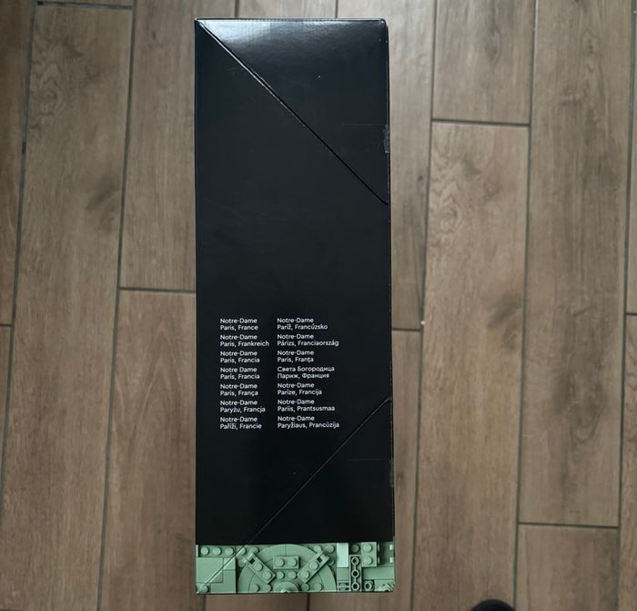 LEGO cathédrale Notre Dame de Paris - photo numéro 2