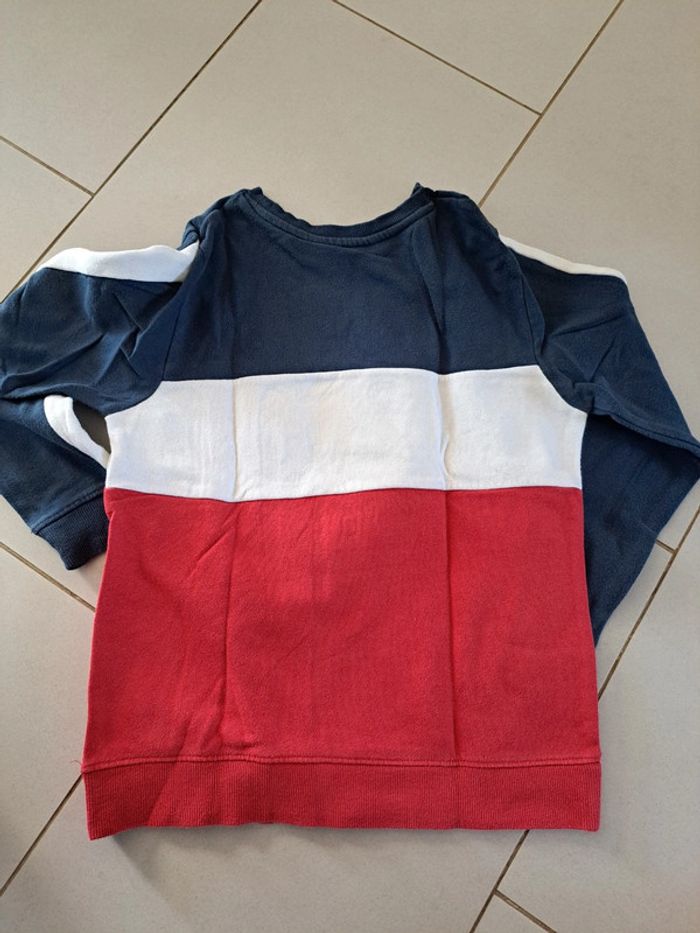Sweat 8/10 ans - photo numéro 2