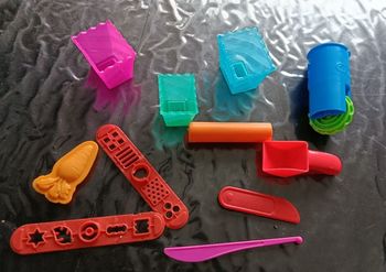 Matériel pâte à modeler