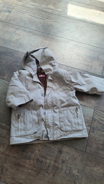 Manteau dpam 6 mois 68 cm en très bon état