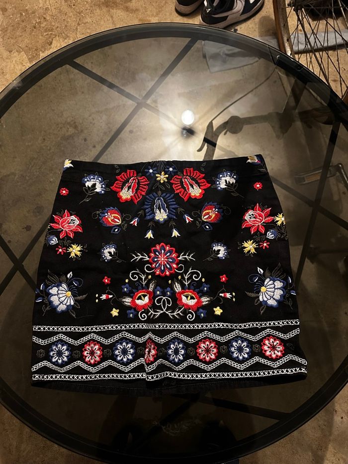 Jupes à fleurs stradivarius