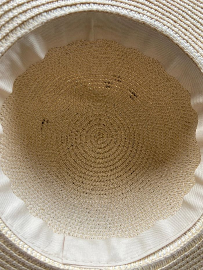 Chapeau ondulé noeud noir - photo numéro 4