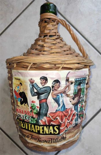 Bouteille osier vin espagnol 2L VIDE