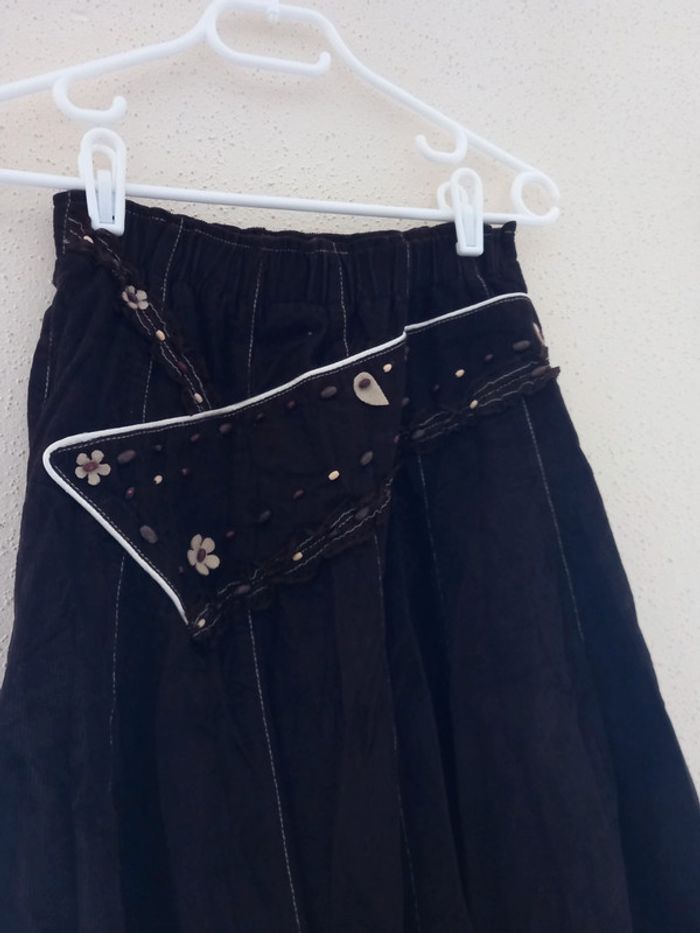 Jupe évasée brune avec motifs T: 40 - photo numéro 2
