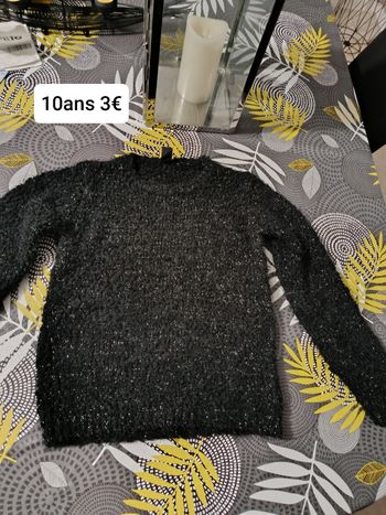 Pull noir