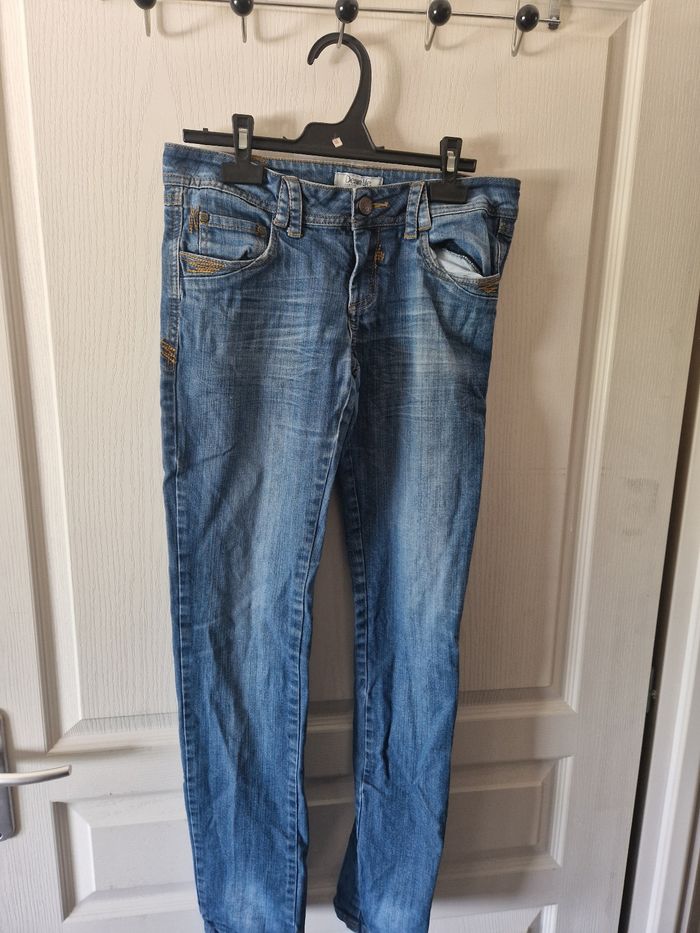 Lot de 2 jeans T 34 - photo numéro 6