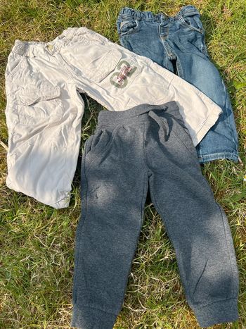 Lot pantalon 24 mois