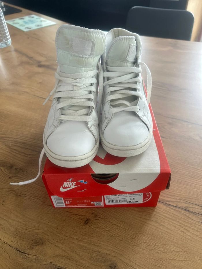 Nike 37,5 ou 6,5 femme - photo numéro 2