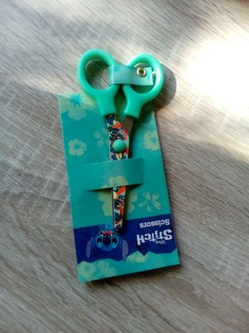 Ciseaux stitch