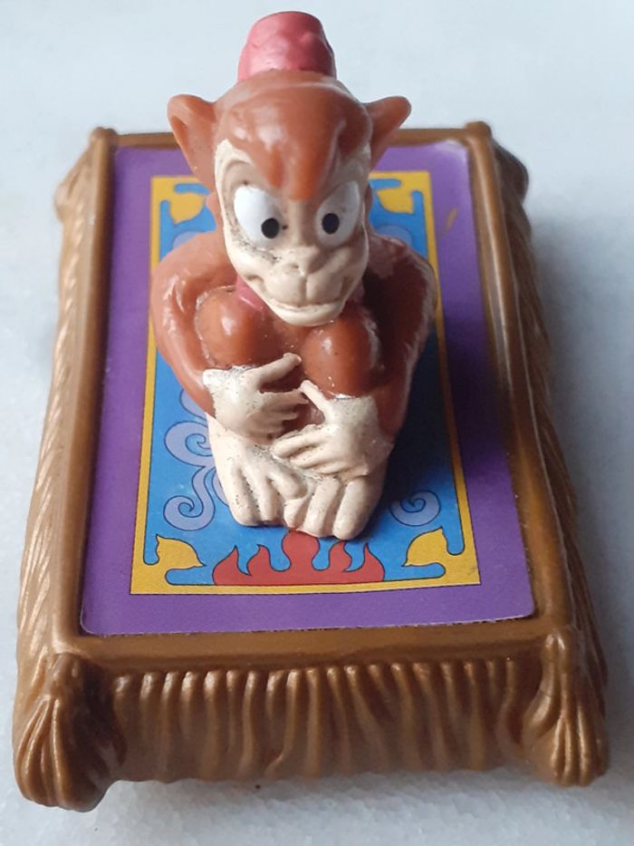 👑 Voiture tapis volant Aladdin singe Abu - photo numéro 3