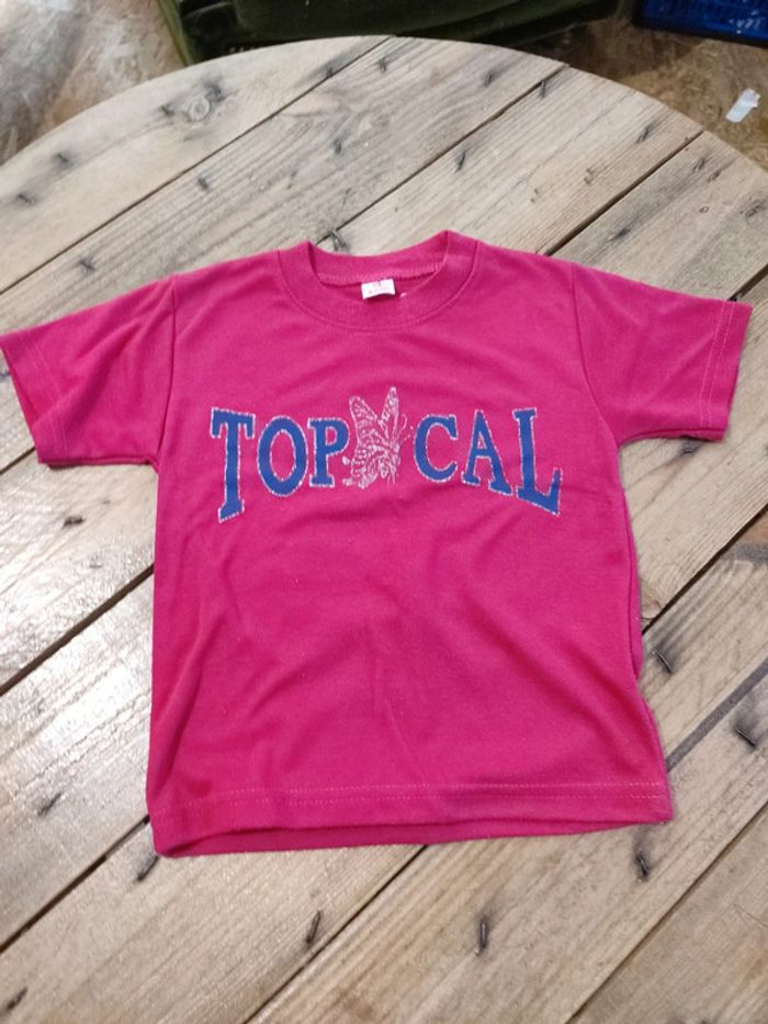 T-shirt rose taille 4 ans - photo numéro 2
