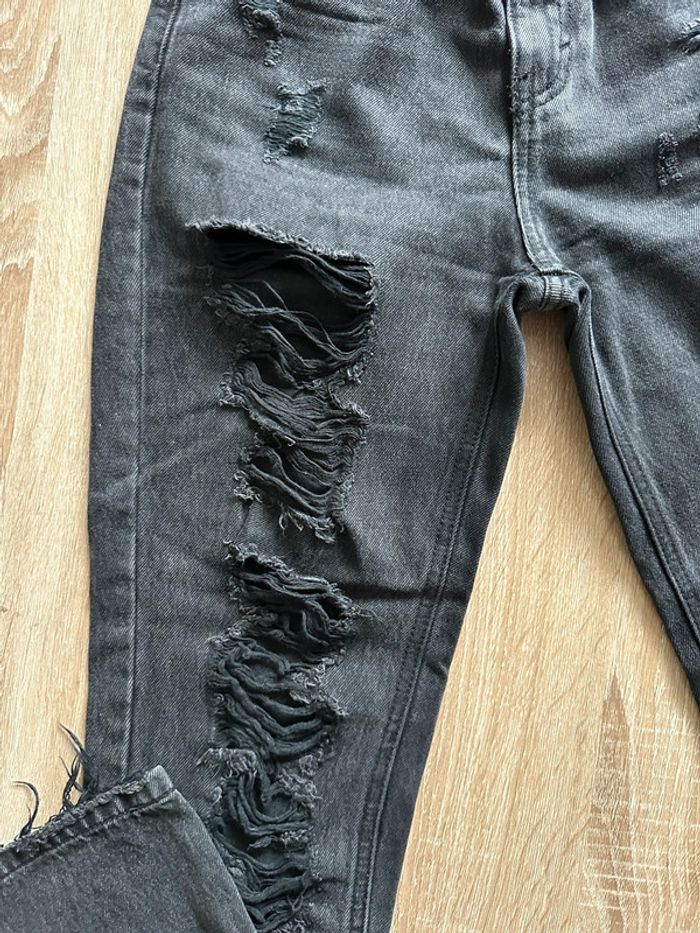 Jeans troué Pull & Bear - photo numéro 2