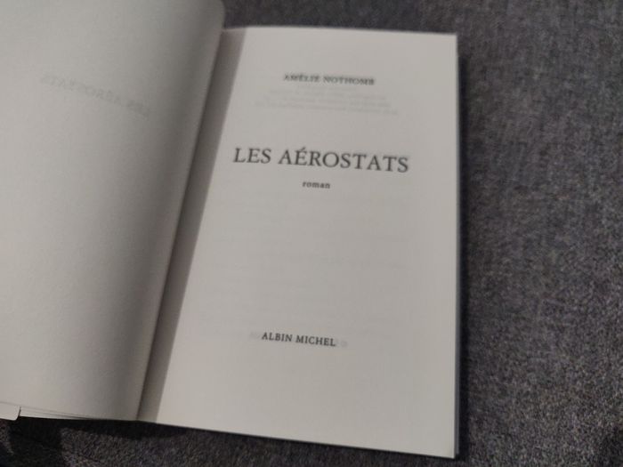 Livre Amélie Nothon - Les aérostats - photo numéro 2