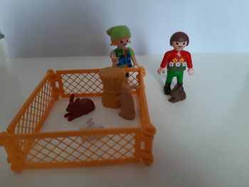 Playmobil lot enclos avec lapins et enfants