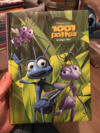 Livre Disney 1001 pattes