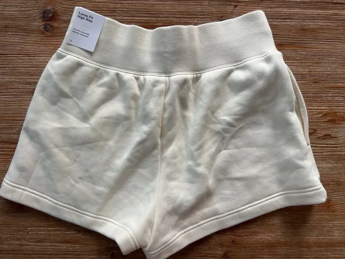 Short Nike court Phoenix - photo numéro 3