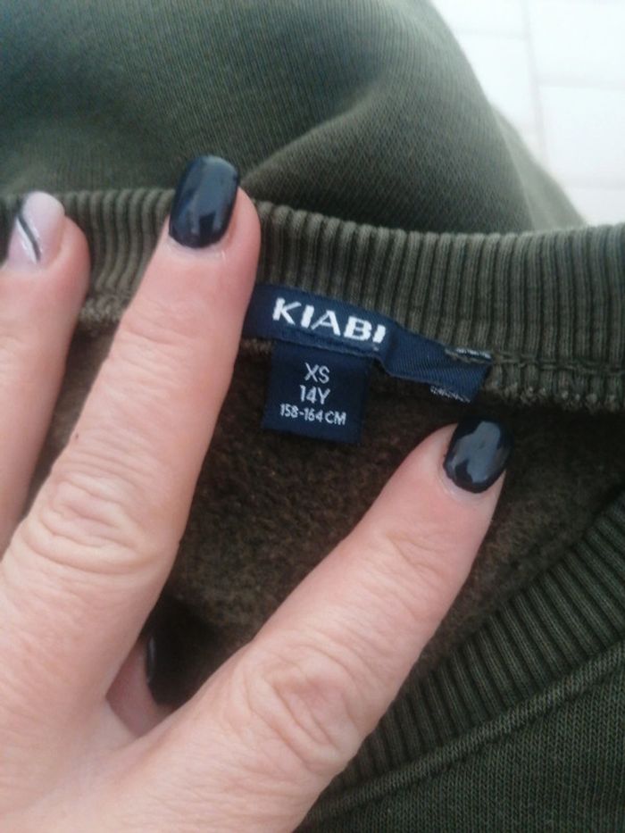 Sweat taille xs - photo numéro 2