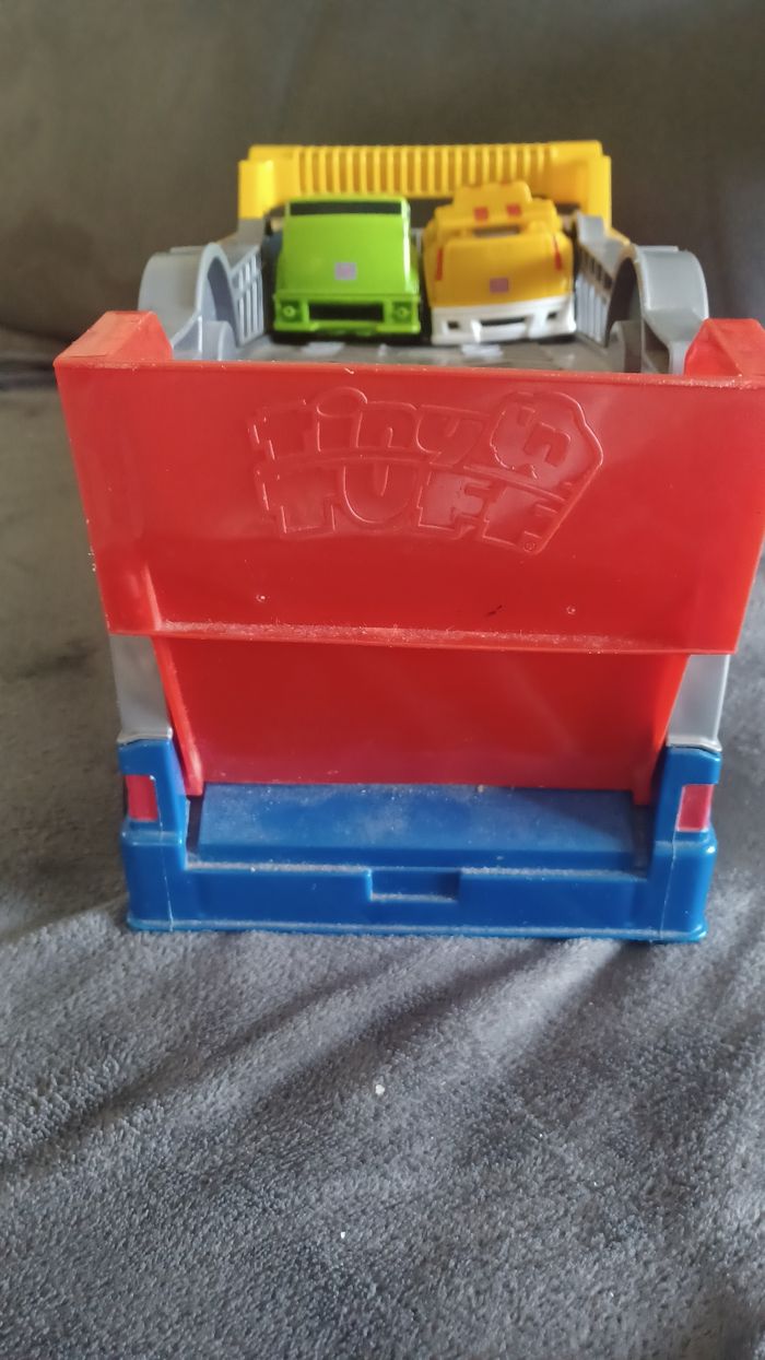 Camion et ses voisins mega blocks - photo numéro 3