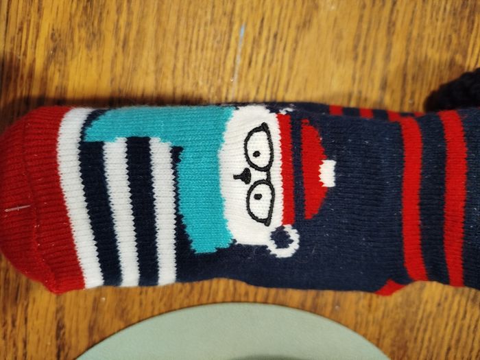 Chaussettes/chaussons P.27/30 - photo numéro 3